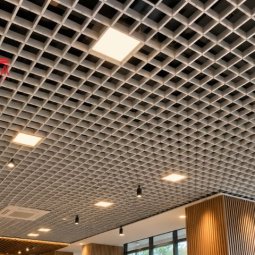Giá trần nhôm Caro: Kích thước ô và chi phí hoàn thiện