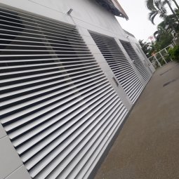 Lam Chắn Nắng Là Điểm Nhấn Nội Thất