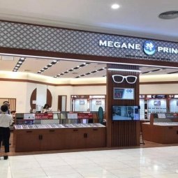 Thiết kế trần nhôm cho cửa hàng mắt kính sang trọng - chuyên nghiệp