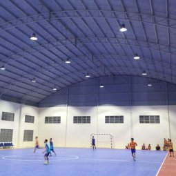 Thi công trần nhôm cho nhà thi đấu hiện đại uy tín